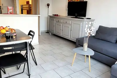 Image de Le Petit Nénuphar plage et commerces à 400 m