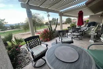 Image de Spacious 1 Br x 2 Ba, Liv. Rm, Full Kitchen Villa w Patio on golf course. Views!