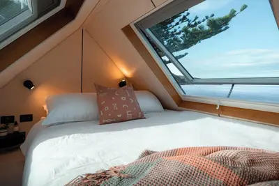 Image de Oceanfront Tiny Home w/ outdoor sunken bath