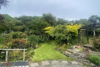 Image de Peaceful beachside studio. Pet friendly