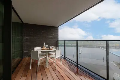 Image de Huswell - New retreat at the Harbor with parking