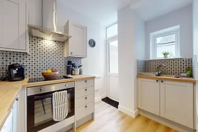 Image de Spacious One Bedroom | WiFi