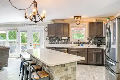 Image de Boat, Swim & Unwind: Waterfront Norris Lake Home!