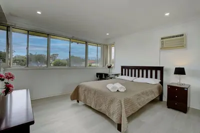 Image de Elegant 3 Bedroom Haven Getaway Close to Golf Club