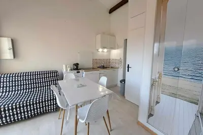Image de Appartement lumineux avec terrasse, proche plage et commodités, Marseillan-Plage