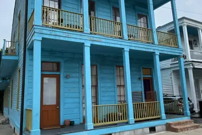 Image de Snazzy Studio Close to Everything