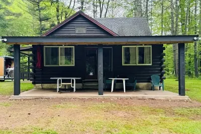 Image de Rustic Cabin on beautiful Little Pine Creek
