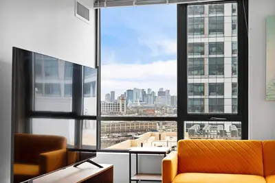 Image de Spacious & modern 2br 2ba Flat assembly Square