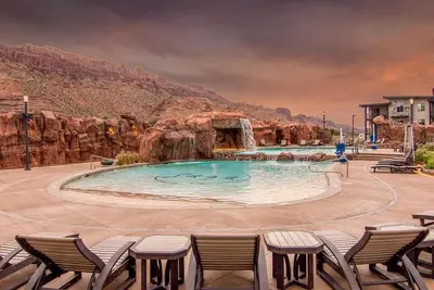Image de Sage Creek at Red Sunset