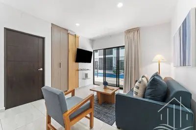 Image de New-Promo-2 Queen Beds-Near Beach-Poolside-Sleep 6