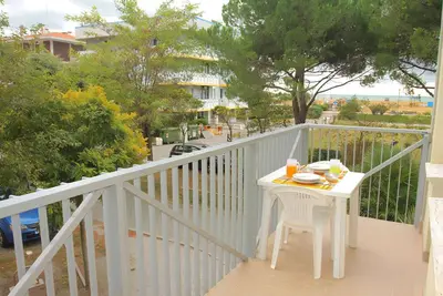 Image de Appartement de vacances avec climatisation et balcon