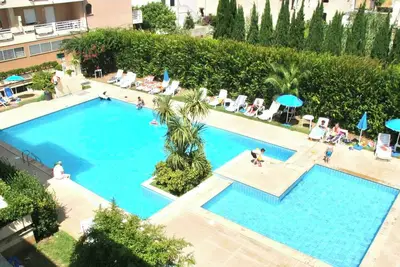 Image de Appartement de vacances avec climatisation et piscine