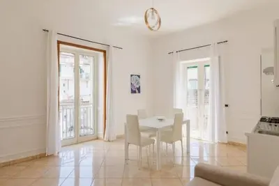 2 Bedroom Apartment in Naples