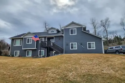 Image de Enjoy the peaceful atmosphere of Lolo! No cleaning fee!