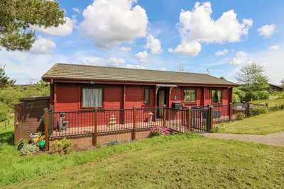 Image de Moonlake Lodge, pet friendly, with a garden in Woolfardisworthy