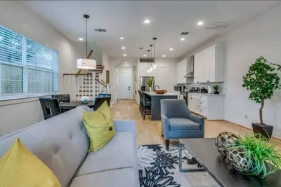 Image de Clean luxury, furnished house for rent