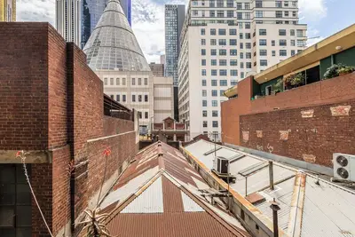 Image de Eclectic Warehouse In Historic Cbd Dovers Building