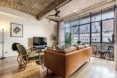 Image de Industrial Warehouse in Historic Dovers Building