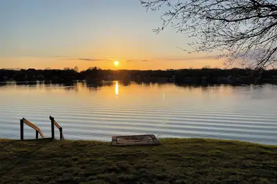 Image de Cozy, Relaxing, Romantic, Fun All Sports Lake Cottage in Southwest Michigan