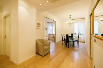 Image de Luxueuse résidence Stella avec balcon donnant sur l'arène