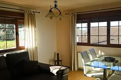Image de Appartement 'El Guardaviñas Centenales' avec vue sur la montagne, terrasse partagée et Wi-Fi
