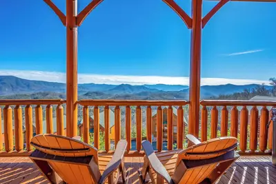 Image de Spectacular Mountain Top View in Sevierville, Tn