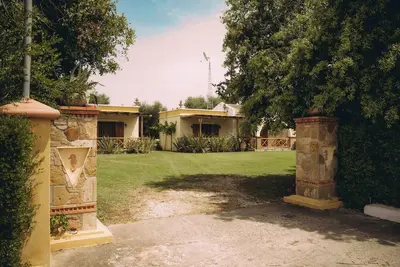 Image de Trikalioti's Lush Estate Apt Epaminontas, Palouki, Greece