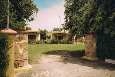 Image de Trikalioti's Lush Estate Apt Eleonora, Palouki, Greece