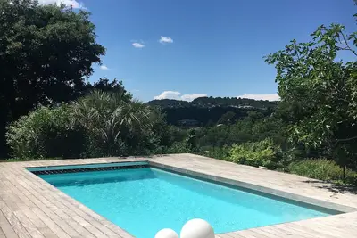 Image de Belle Maison Avec Piscine Aix en Provence. Charme!