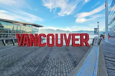 Image de New Bright Modern Guest Suite in Vancouver