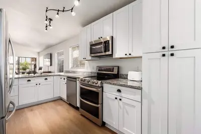 Image de Luxurious 3br 2Bath Retreat w\/ Private Pool