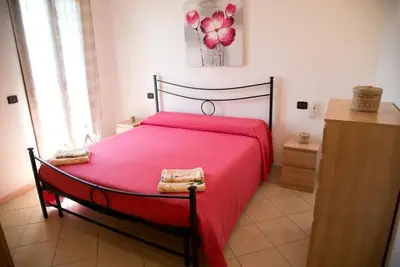 Image de The \"Little House\" a stone's throw from the sea and Taormina