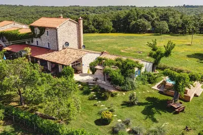 Image de Rustic Villa Paradiso with pool in Umag