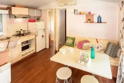 Image de Mobil-home | Comfort | 2 Ch. | 4/6 pers. | Terrasse simple | A/C