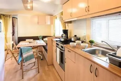 Image de Mobil-home | Classic | 2 Ch. | 4 pers. | Terrasse surélevée