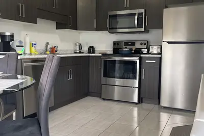 Image de Stunning and Stylish Home in Fonthill, 10min from Welland, 15 from the falls