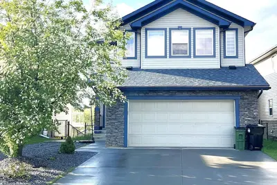 Image de Spacious 3 Bedroom Retreat near Edmonton Airport, South Common Mall & More