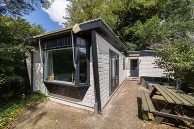 Image de Peacefully Located Holiday Cottage in the Woods - Putten