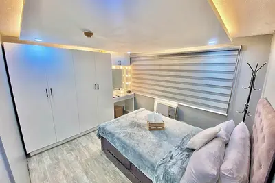 Image de Cozy & Pet-Friendly Condo: Pool, Netflix, Karaoke, Games, Markets & Fully Ac’d!