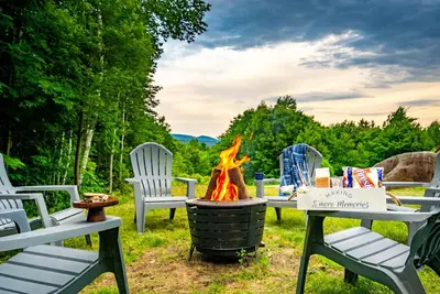 Image de Epic Views! Hot Tub! Sleeps 12! Dogs Ok! Firepit!