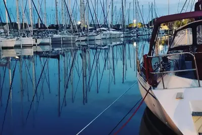 Image de Studio Cabine Grau du Roi Proche mer et Commerces. Idéal Jusqu'à 4 Personnes