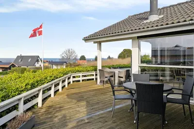 Image de \"Aviana\" - 350m from the sea by Interhome