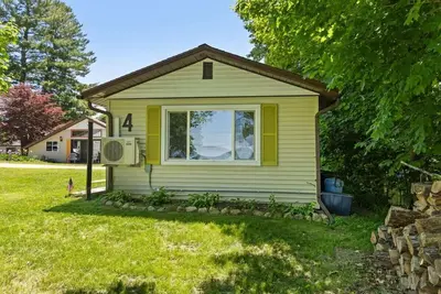 Image de 1br Cozy Cabin- Small walk from Chippewa Lake