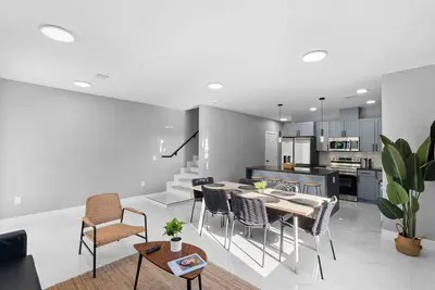 Image de Free Parking! 9 Sleeps 4-Br House for Your Comfort