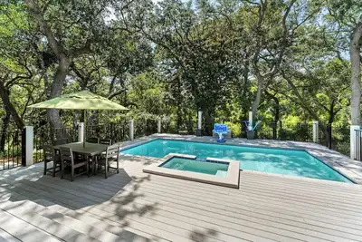 Image de 30-A walk to beach, semi private pool