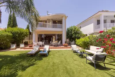 Image de Larnaca Chelidonia Seafront Villa