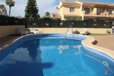 Image de 2 Bed 2 Bath Townhouse, Private Pool, Amenities, Sun & Beach