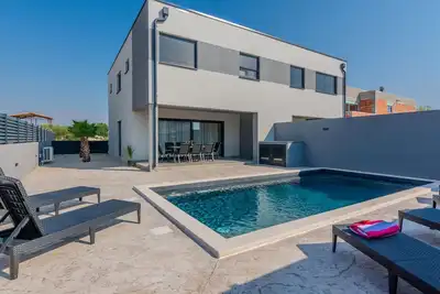 Image de Superbe maison de 3 chambres à Vrsi