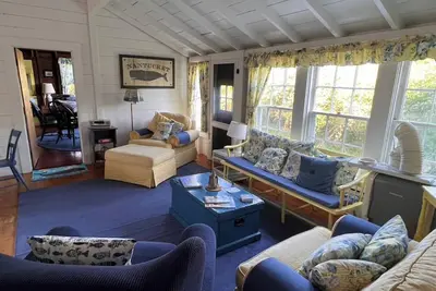 Image de The Nantucket Sandcastle: Our Charming Cottage - Perfect for Summer Getaways!
