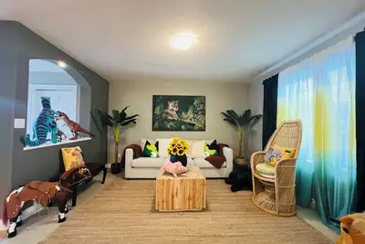 Image de JungleTheme*A/C*2KingBeds*BabyFriendly*Sleep10*3br